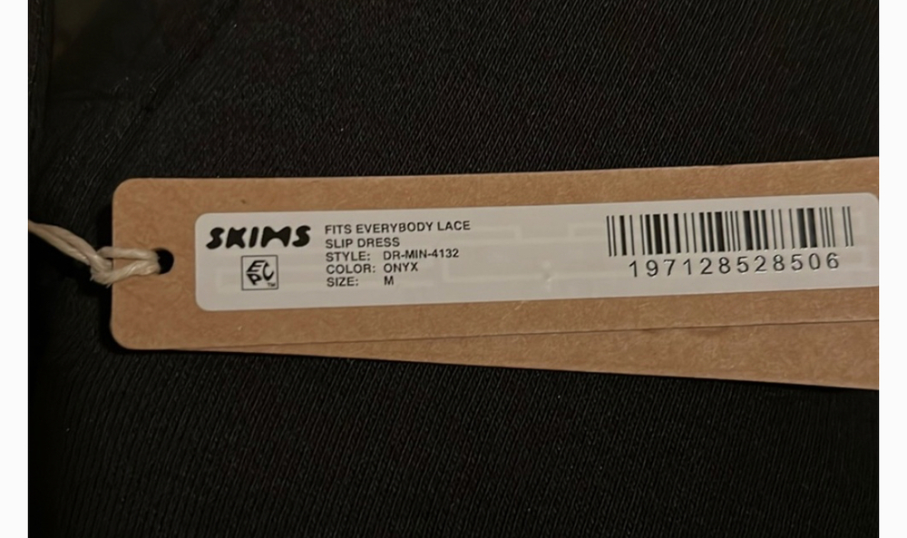 SKIMS FITS EVERYBODY SHORT LACE SLIP DRESS NWT - Picture 3 of 3